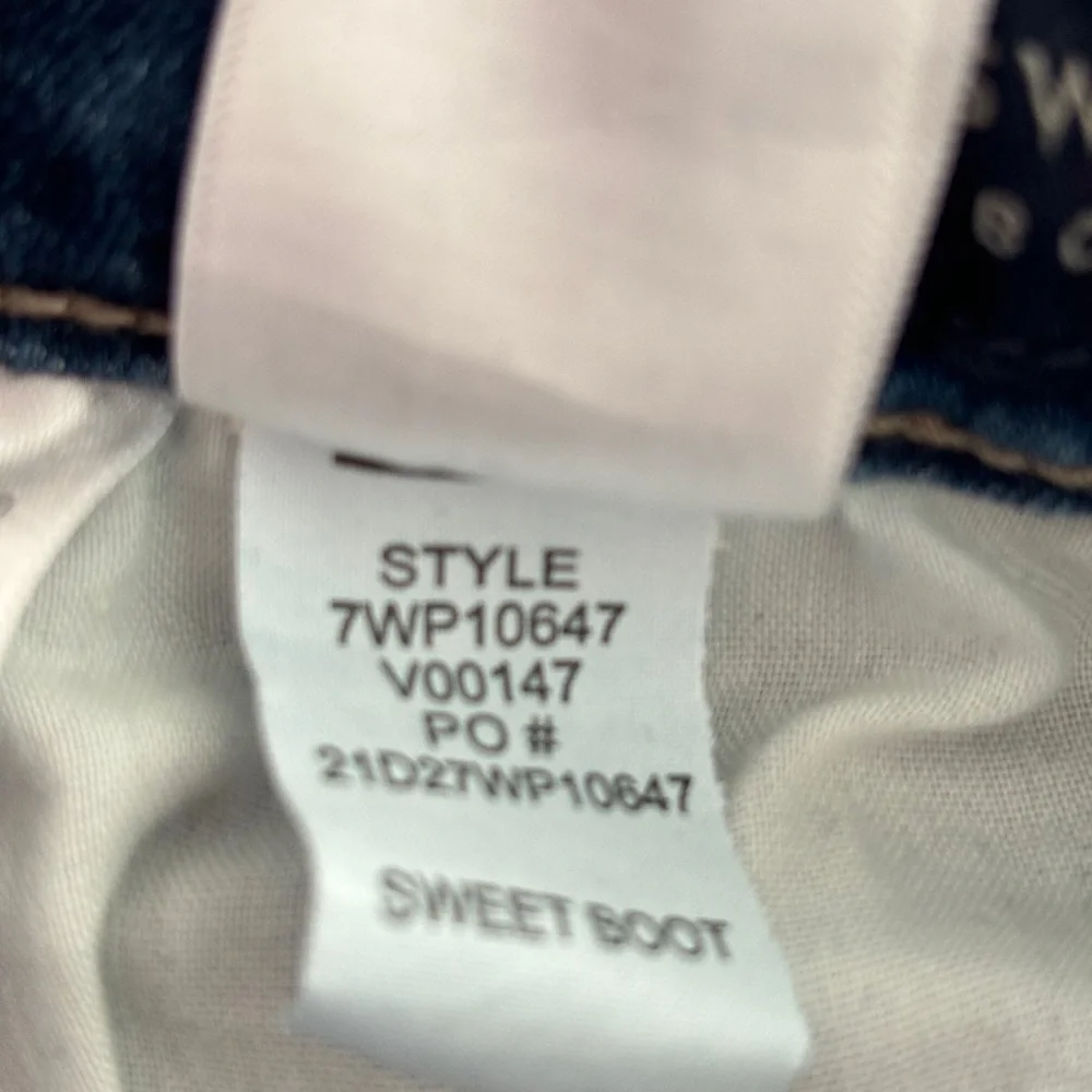 Lucky Brand Sweet Boot Jeans Womens 6/28R 5-Pocket Whisker Western Stretch Denim - Picture 8 of 16